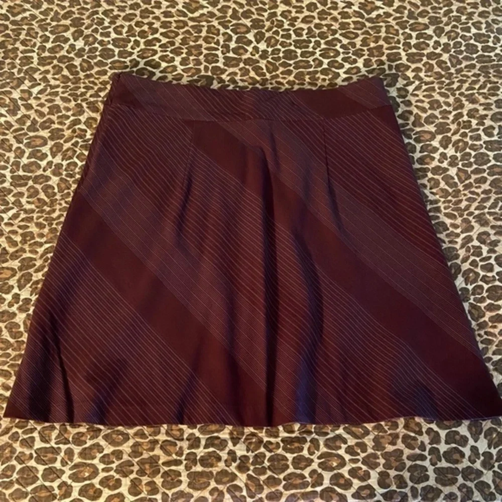 Old Navy Burgundy Wine Striped Plaid Skirt size 10
